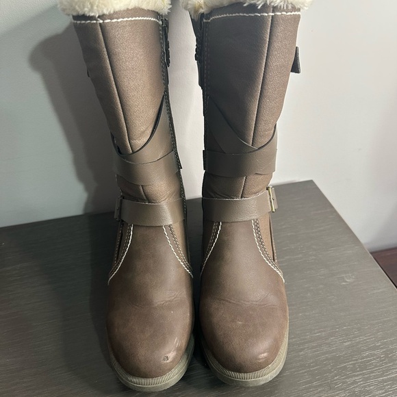 Totes Brown Winter Boots with Cream Trim - Picture 1 of 9